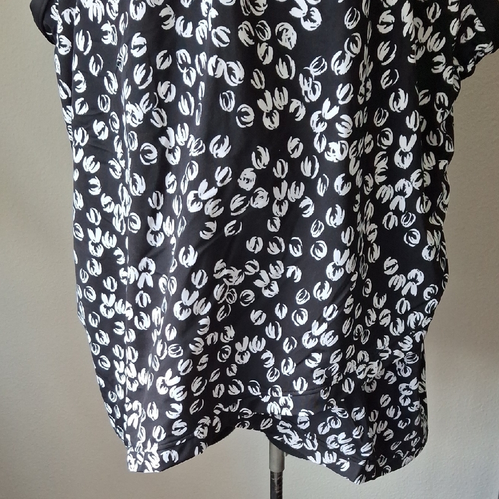 Swim Solutions Black and White Boxy Tank Top - Picture 2 of 10